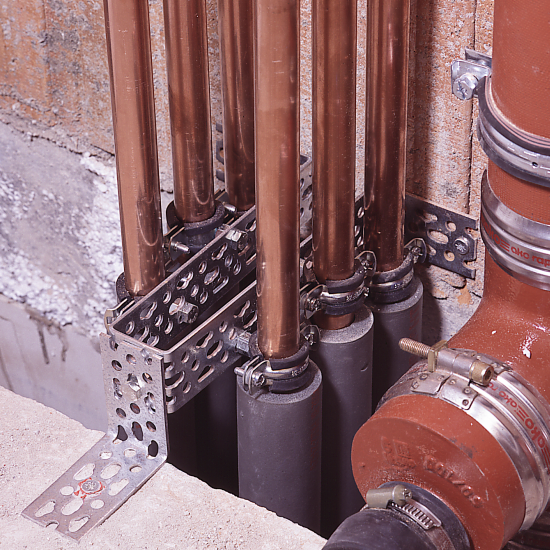 Schlitz- und Schachtmontage.