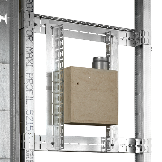 ... secured vertically between two horizontally mounted LEIFELD TraFLEX Traverses.